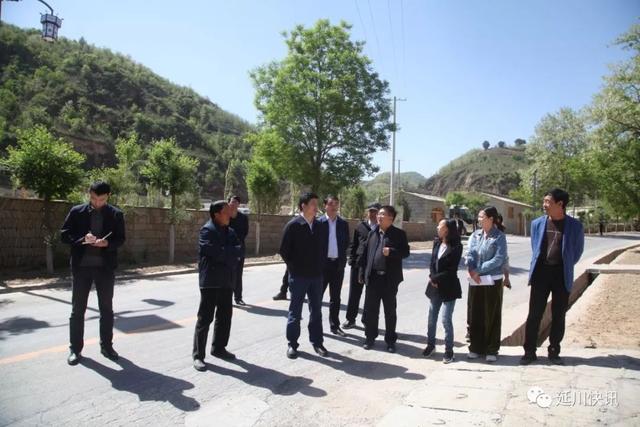 落玛村的新领导，引领村庄走向繁荣进步的先锋之路