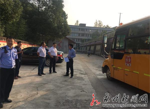 邮亭圩镇领导团队引领未来，铸就辉煌新篇章