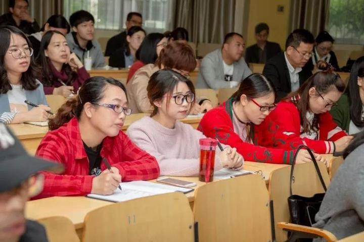 临海市科学技术和工业信息化局领导团队简介