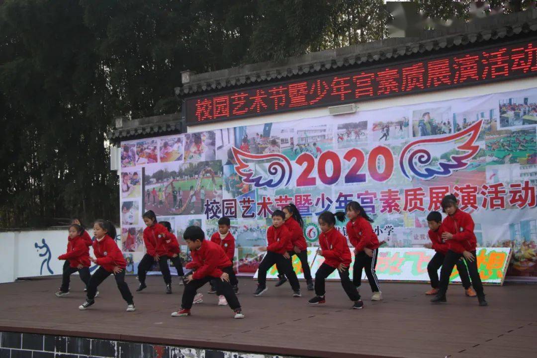 游走de灬死神 第4页